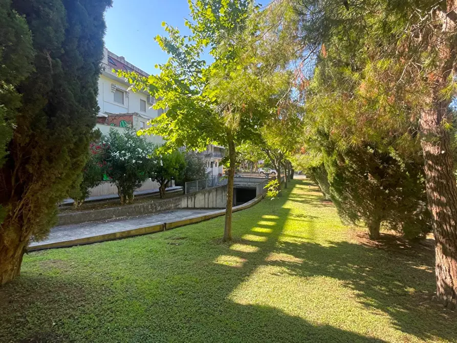 Immagine 33 di Appartamento in vendita  in Piazza Kolbe 6 a San Benedetto Del Tronto