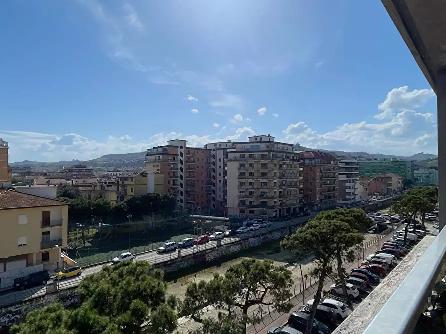 Immagine 12 di Appartamento in vendita  in Via Gino Moretti 65 a San Benedetto Del Tronto