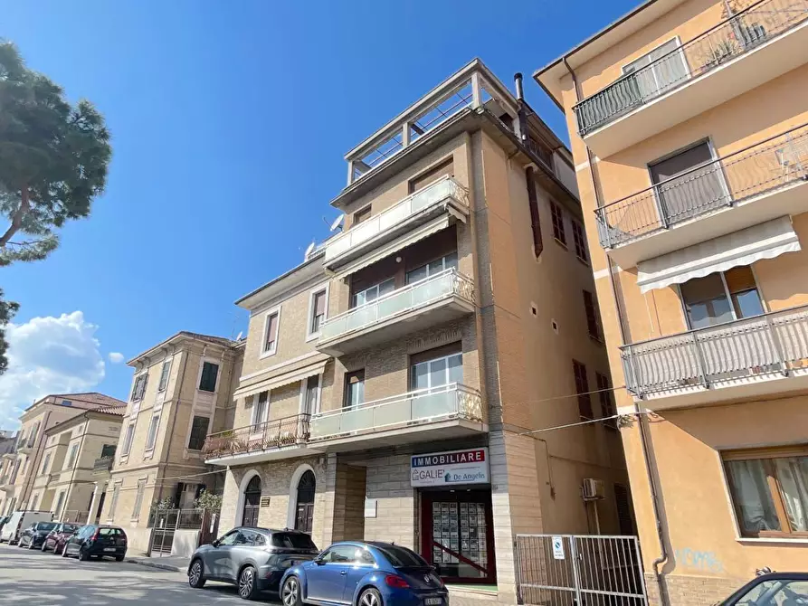Immagine 44 di Appartamento in vendita  in Via Gino Moretti 65 a San Benedetto Del Tronto