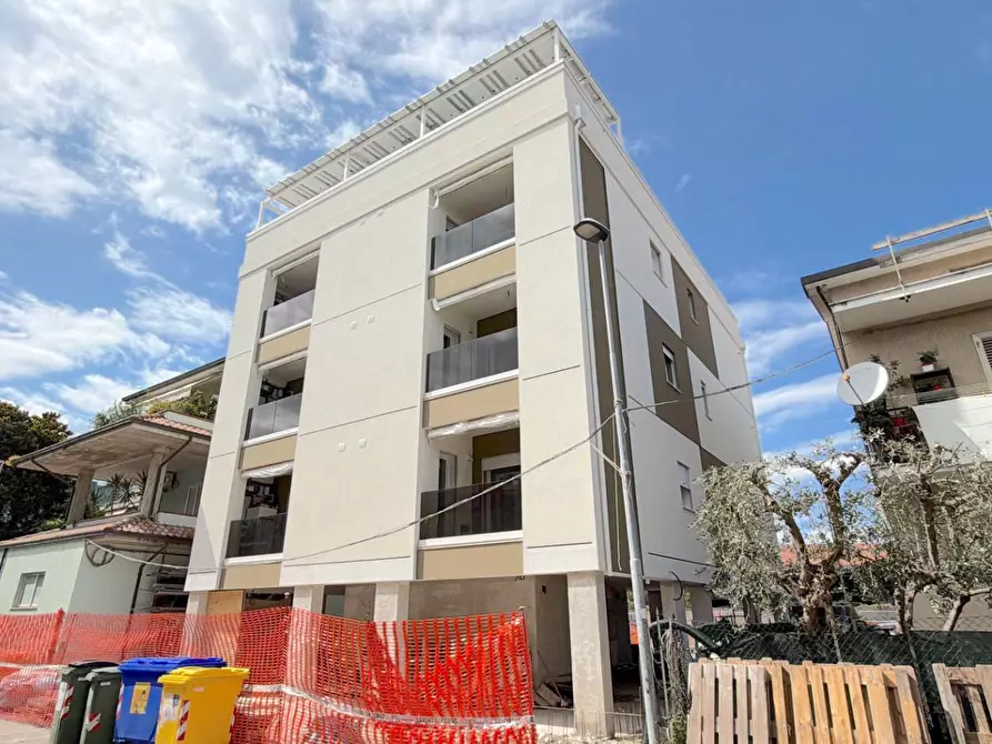 Immagine 22 di Appartamento in vendita  in Via Verbania 12 a San Benedetto Del Tronto