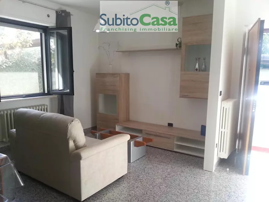 Immagine 5 di Appartamento in affitto  in Via Monte Grappa a Chieti