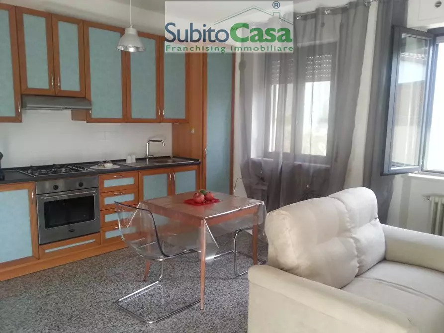 Immagine 13 di Appartamento in affitto  in Via Monte Grappa a Chieti