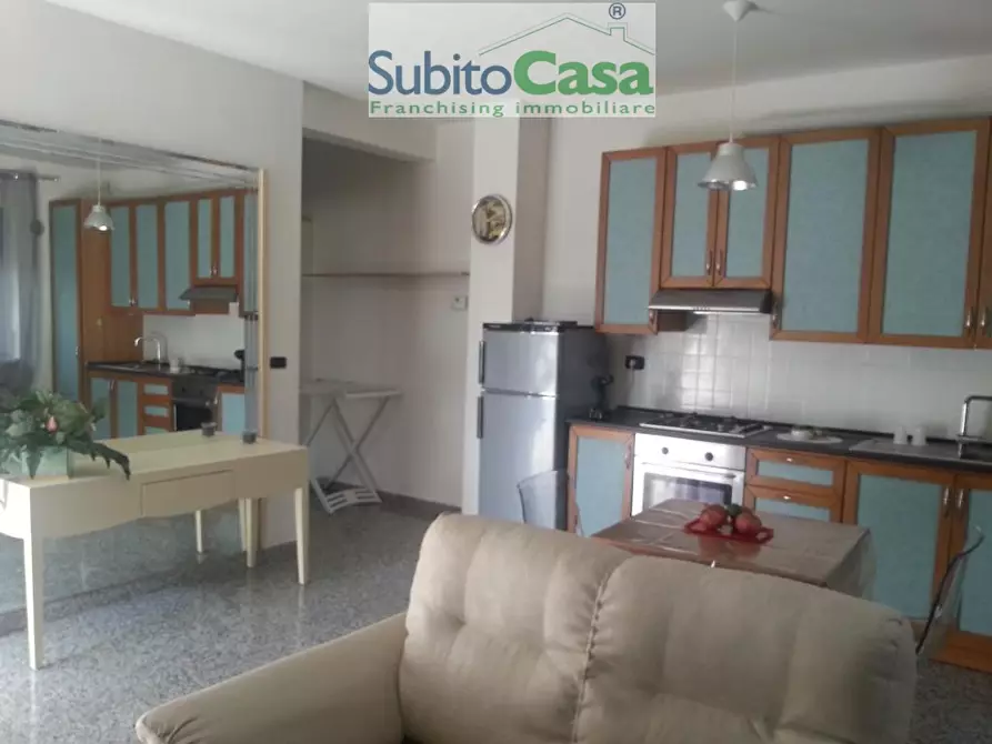 Immagine 8 di Appartamento in affitto  in Via Monte Grappa a Chieti