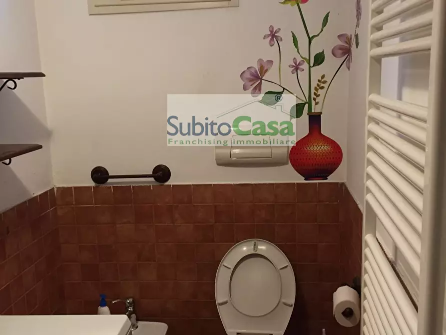 Immagine 22 di Appartamento in affitto  in Via Ciro Menotti 10 a Pescara