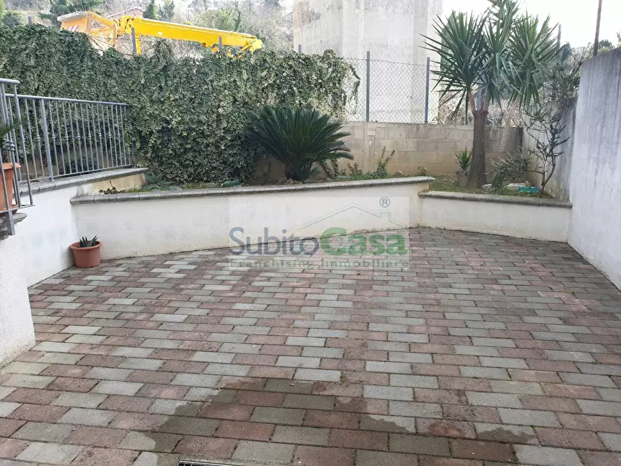 Immagine 21 di Appartamento in affitto  in Via Colonetta 176/C a Chieti