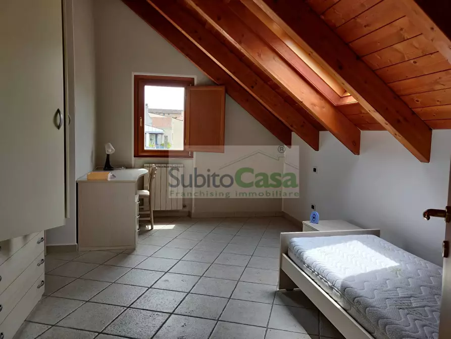 Immagine 16 di Casa semindipendente in affitto  in Via Scanno 12 a Chieti