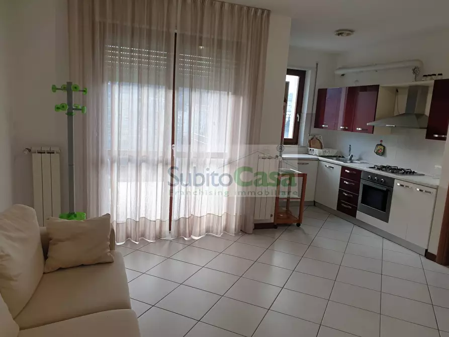 Immagine 2 di Casa semindipendente in affitto  in Via Papa Giovanni Paolo II 47 a Chieti