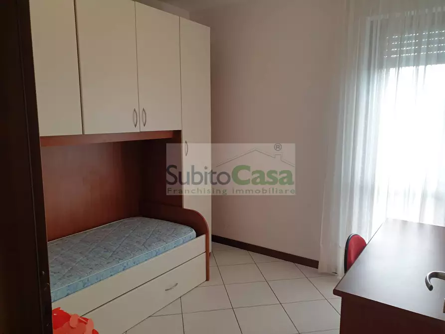 Immagine 13 di Casa semindipendente in affitto  in Via Papa Giovanni Paolo II 47 a Chieti