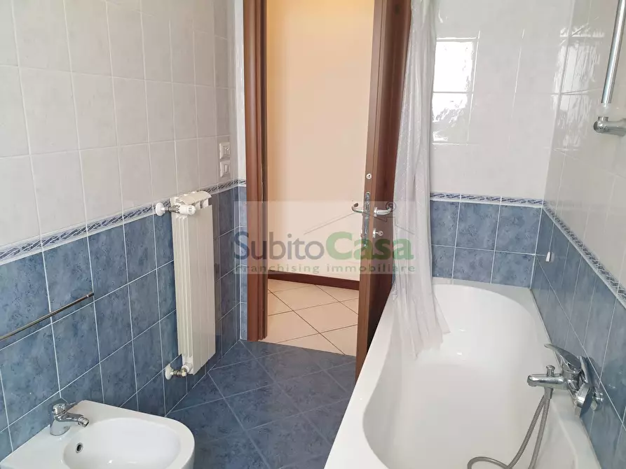 Immagine 16 di Casa semindipendente in affitto  in Via Papa Giovanni Paolo II 47 a Chieti