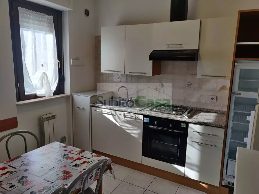 Immagine 2 di Appartamento in affitto  in Via Gissi a Chieti