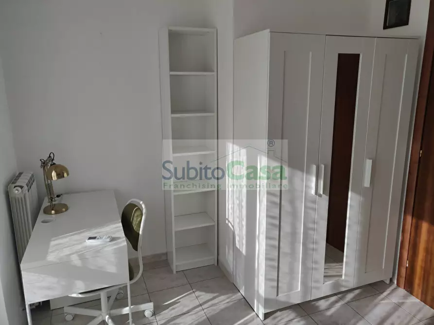Immagine 9 di Appartamento in affitto  in Via Gissi a Chieti
