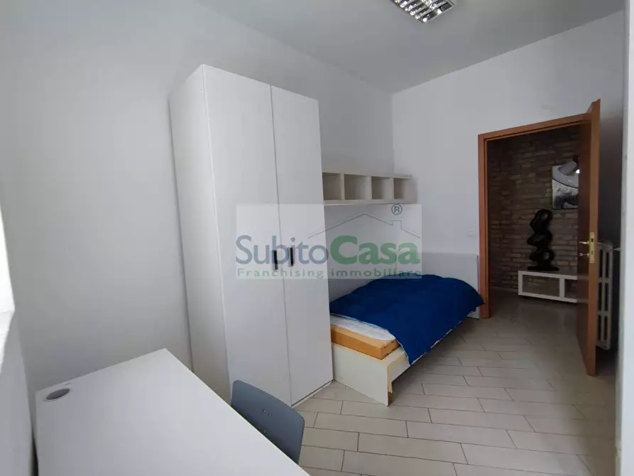 Immagine 9 di Casa semindipendente in affitto  in Via Avezzano 3 a Chieti