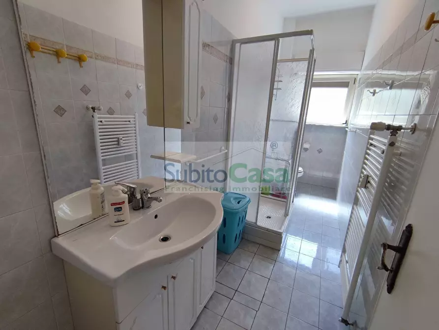 Immagine 19 di Casa semindipendente in affitto  in VIA ORTONA 16 a Chieti