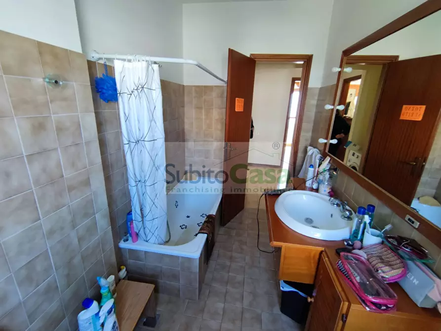Immagine 19 di Casa semindipendente in affitto  in Via Colle Dell'Ara 86/C a Chieti