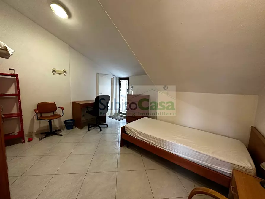 Immagine 10 di Casa semindipendente in affitto  in Via Bellini Vincenzo 22 a Chieti