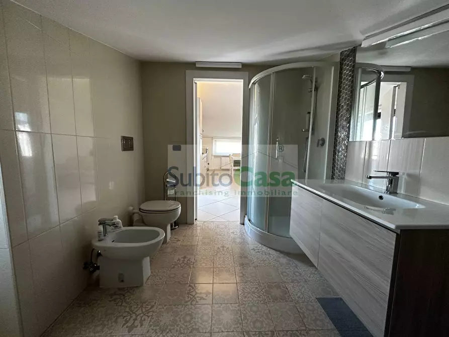 Immagine 11 di Appartamento in affitto  in Viale Abruzzo 132 a Chieti