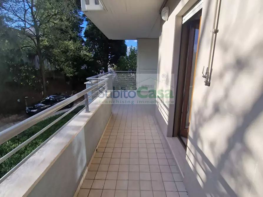 Immagine 8 di Appartamento in affitto  in Via Sulmona 95 a Chieti