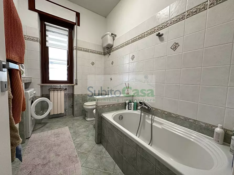 Immagine 18 di Appartamento in affitto  in Via Isonzo a Chieti