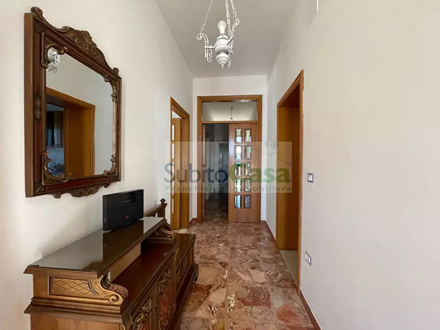 Immagine 5 di Casa semindipendente in affitto  in Via Monte Grappa 55 a Chieti