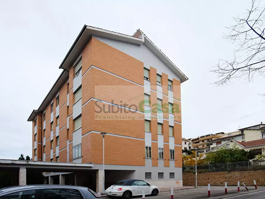 Immagine 30 di Appartamento in vendita  in Via Roccamorice 17 a Chieti