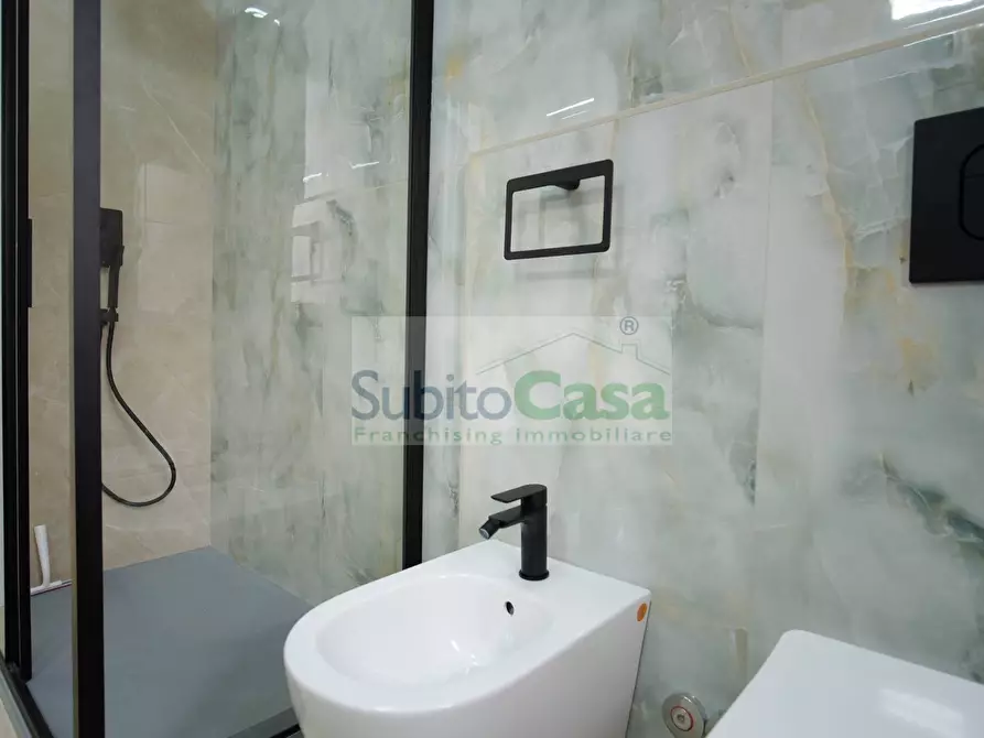 Immagine 9 di Appartamento in vendita  in Via Scaraviglia 110 a Chieti