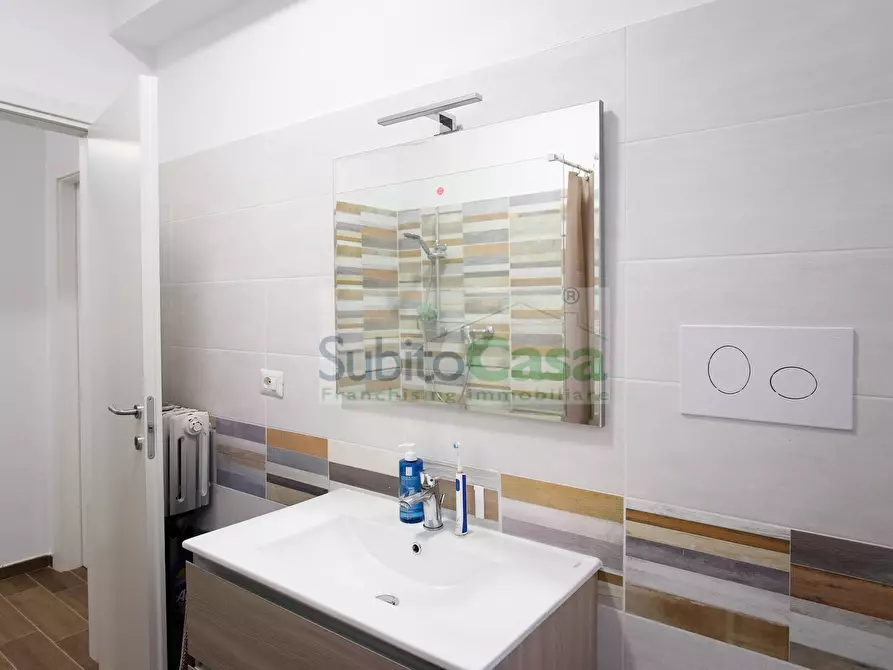 Immagine 10 di Appartamento in vendita  in Via Roccamorice 17 a Chieti