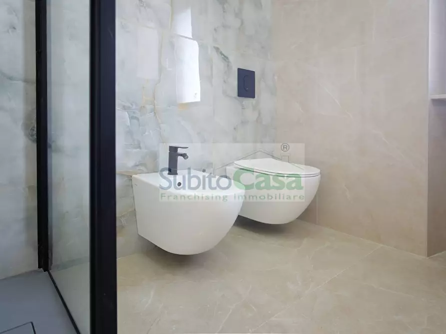 Immagine 17 di Appartamento in vendita  in Via Scaraviglia 110 a Chieti