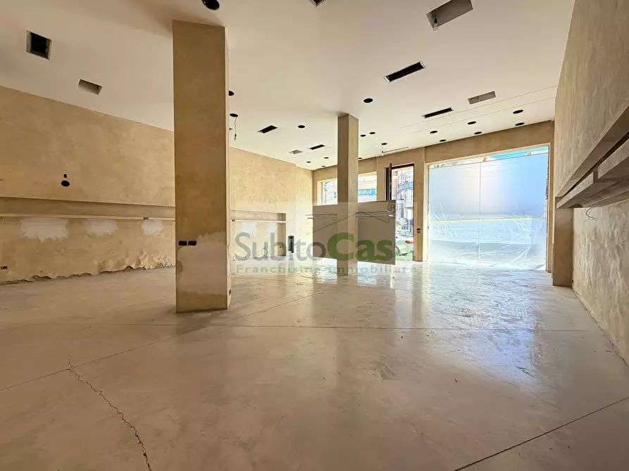 Immagine 3 di Locale commerciale in affitto  in Via B.Croce 57 a Chieti