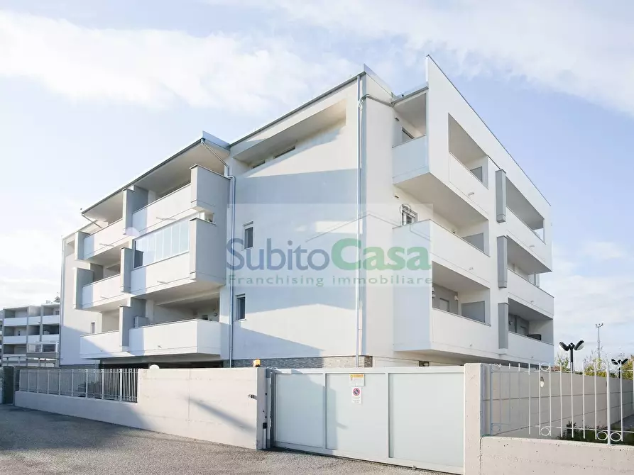 Immagine 37 di Appartamento in vendita  in Via Ciafarda 6 a San Giovanni Teatino