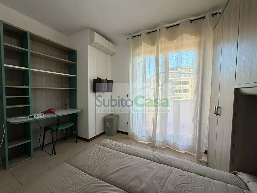 Immagine 5 di Appartamento in affitto  in Viale dell'unità d'italia 1 a Chieti