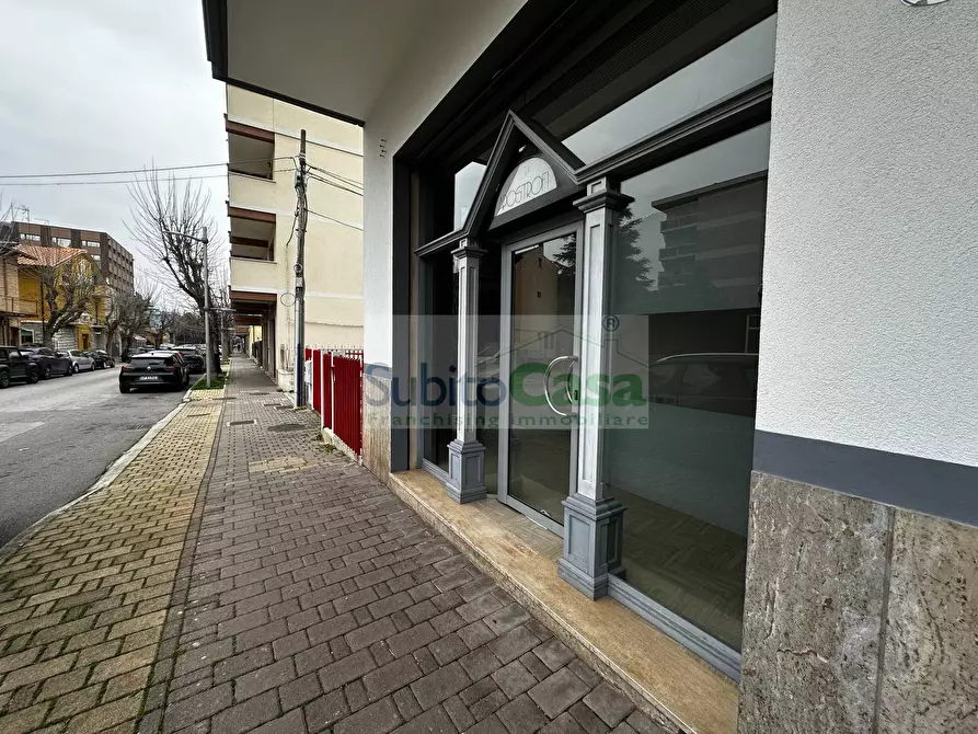 Immagine 11 di Locale commerciale in affitto  in Via Vasto a Chieti