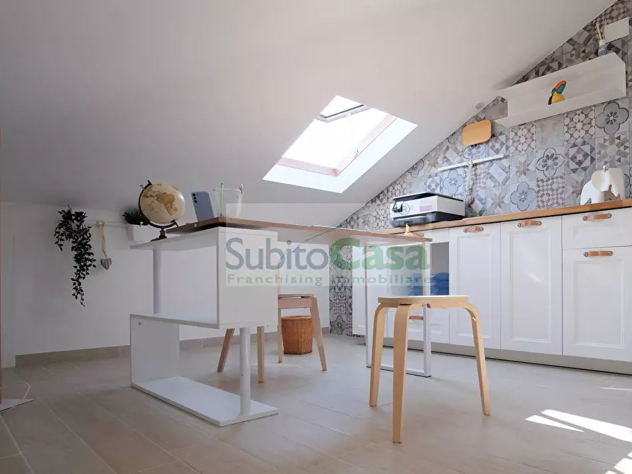 Immagine 12 di Ufficio in affitto  in Via Dei Vestini 250 a Chieti