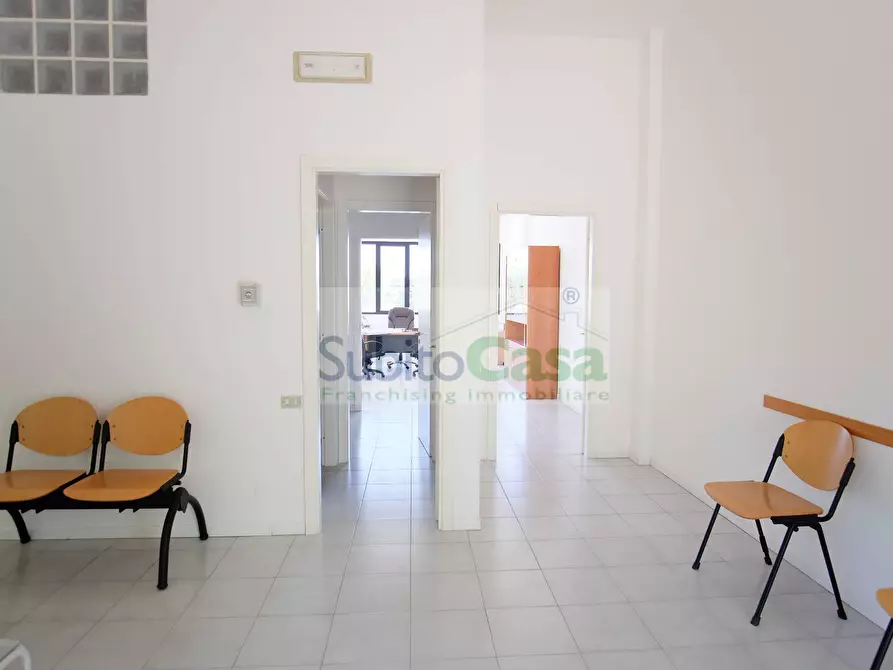 Immagine 10 di Ufficio in vendita  in Via Giuseppe Verdi a Chieti