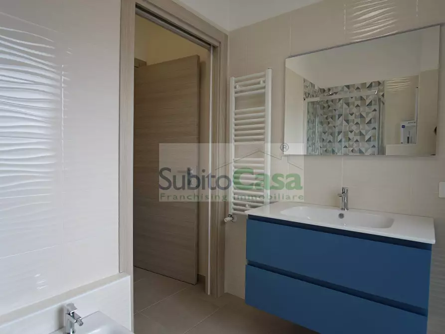 Immagine 7 di Appartamento in affitto  in Via Achille Meneghini 25 a Chieti