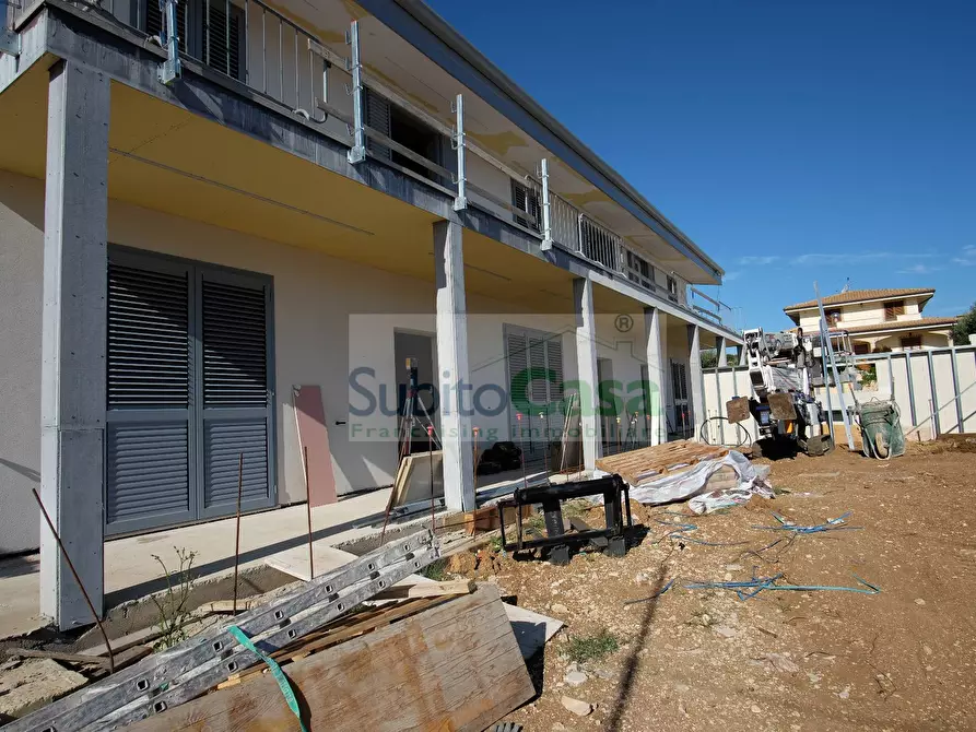 Immagine 23 di Villetta a schiera in vendita  in Via Degli Orti a Abbateggio