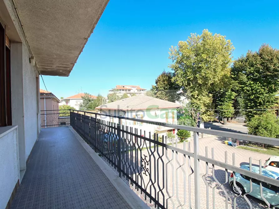 Immagine 15 di Casa semindipendente in affitto  in Viale Unità D'Italia 171 a Chieti