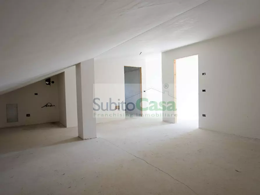 Immagine 20 di Appartamento in vendita  in Contrada Cese a Bucchianico