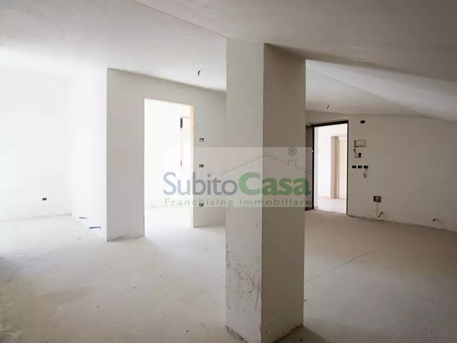 Immagine 21 di Appartamento in vendita  in Contrada Cese a Bucchianico