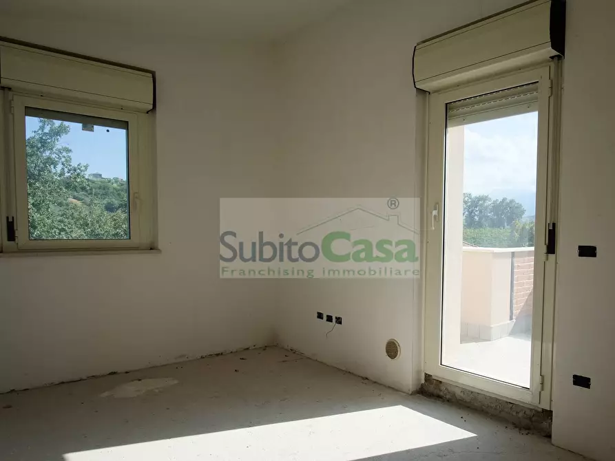 Immagine 26 di Appartamento in vendita  in Contrada Cese a Bucchianico