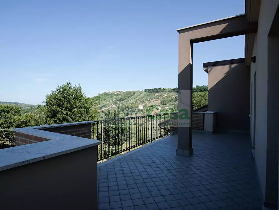 Immagine 31 di Appartamento in vendita  in Contrada Cese a Bucchianico