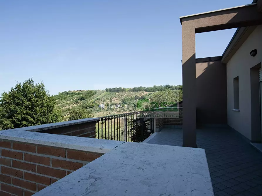 Immagine 32 di Appartamento in vendita  in Contrada Cese a Bucchianico