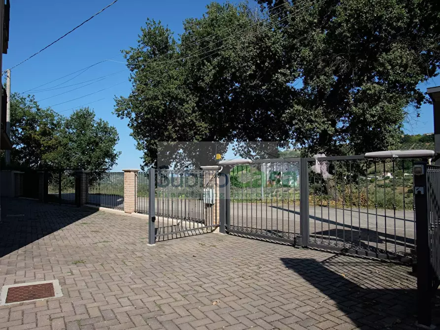 Immagine 47 di Appartamento in vendita  in Contrada Cese a Bucchianico