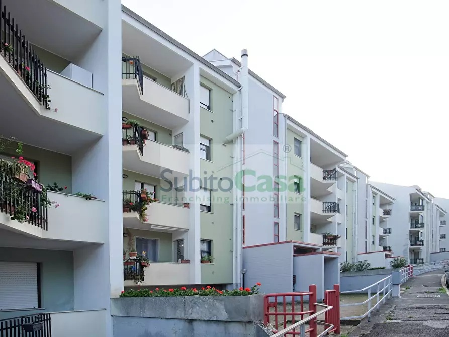 Immagine 48 di Appartamento in vendita  in Via Strabone 3 a Chieti