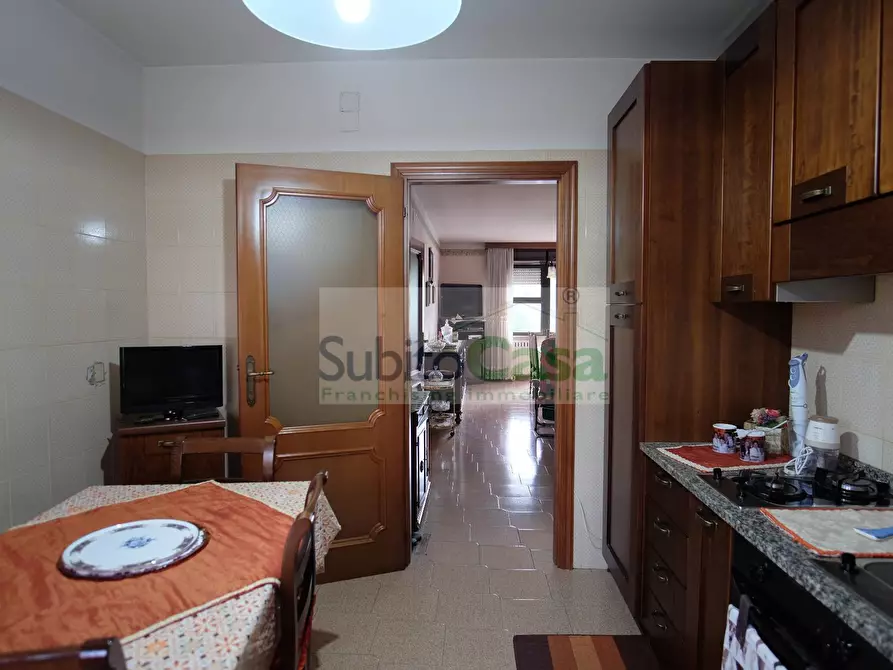 Immagine 9 di Appartamento in vendita  in Via Strabone 3 a Chieti