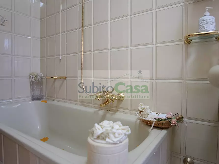 Immagine 30 di Appartamento in vendita  in Via Strabone 3 a Chieti