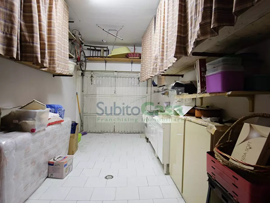 Immagine 41 di Appartamento in vendita  in Via Strabone 3 a Chieti