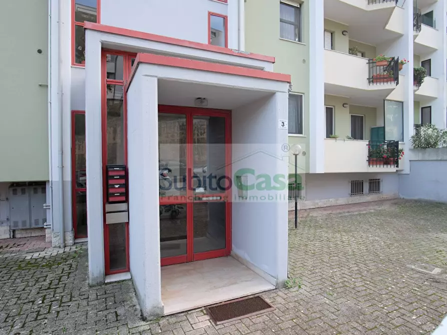 Immagine 43 di Appartamento in vendita  in Via Strabone 3 a Chieti