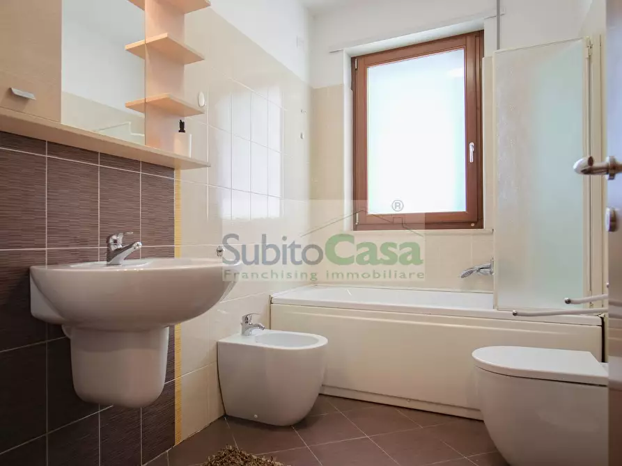 Immagine 27 di Casa semindipendente in affitto  in Via Spalato 9 a Chieti