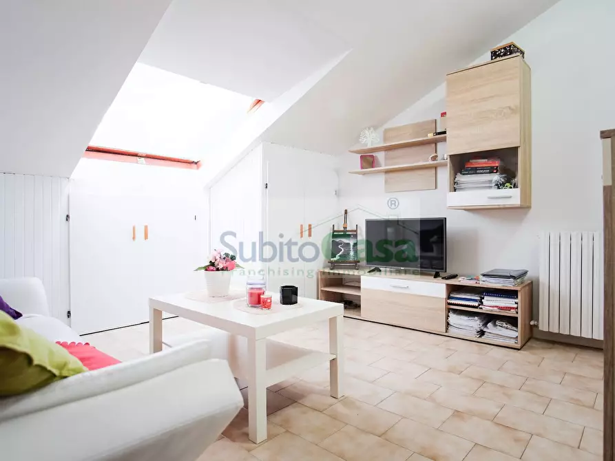 Immagine 3 di Attico in vendita  in Via Dei Peligni 30 a Chieti