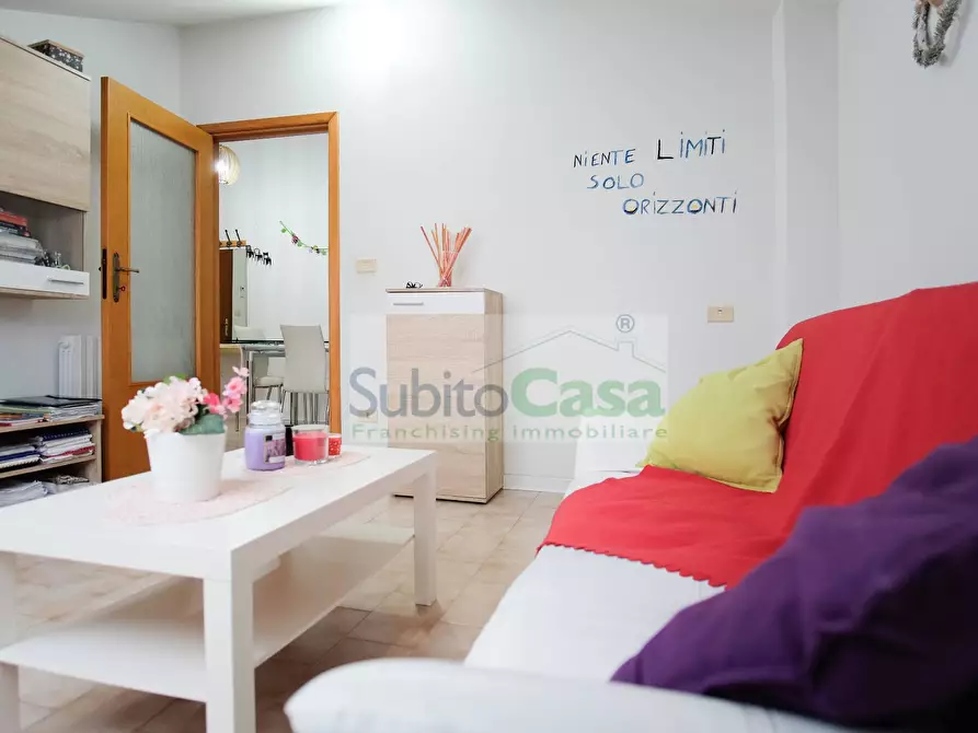 Immagine 2 di Attico in vendita  in Via Dei Peligni 30 a Chieti